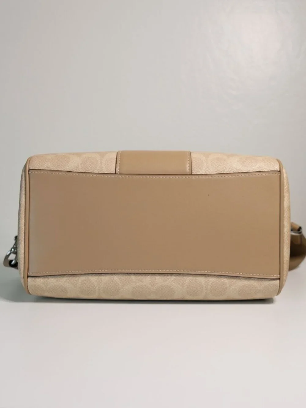 Coach Rowan Satchel, CW376, Sand/Taupe, Very good condition